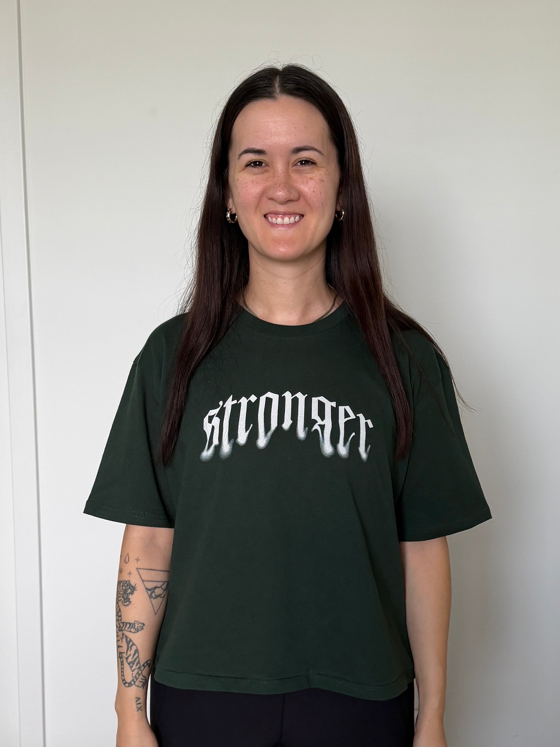 Annie is 5'6" wearing Large | Emerald | [Minus]